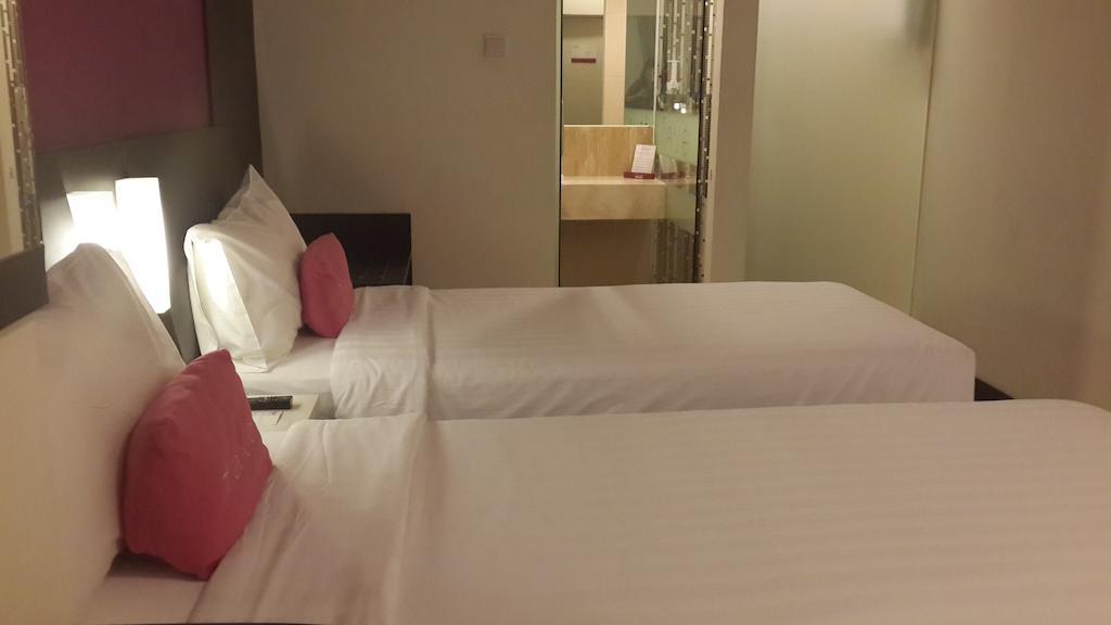 favehotel Pluit Junction Jakarta Buitenkant foto