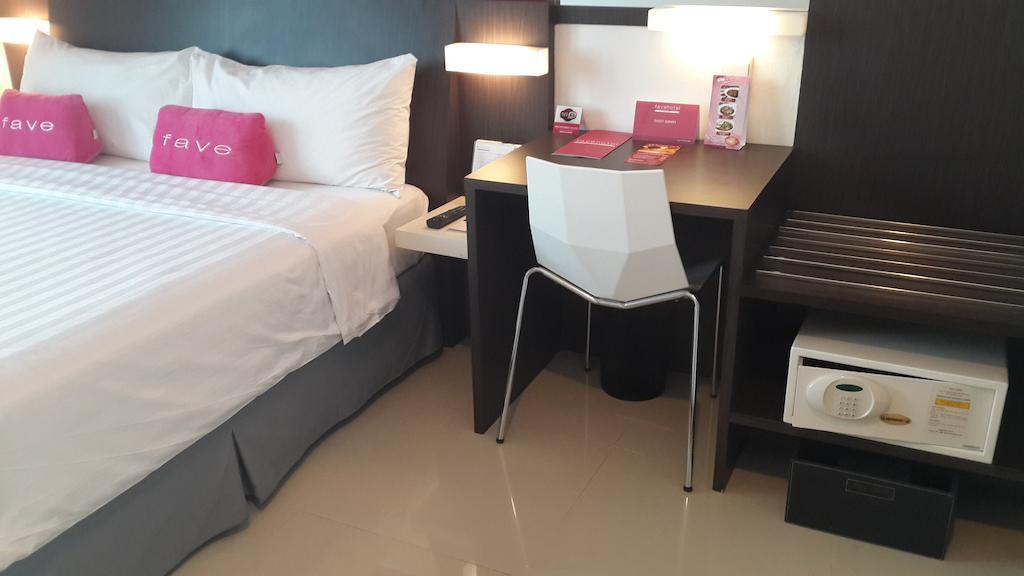 favehotel Pluit Junction Jakarta Buitenkant foto